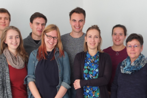 Group picture of the chair in front of a white wall, HWS 2017